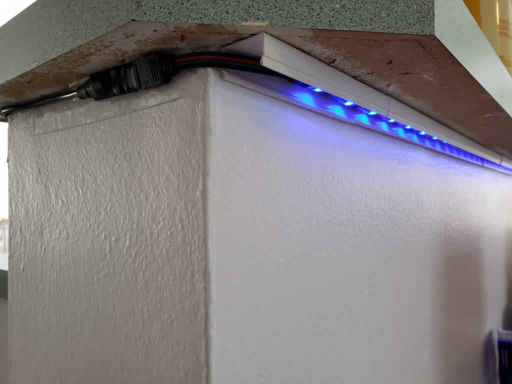 under cabinet lighting LED strips